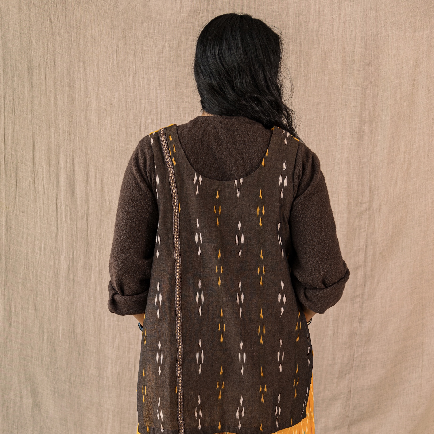 SHAAJ Shorts SUNFLOWER - Only Top - Image 4