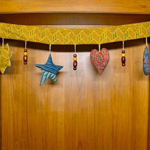 TORON - Doorway Decoration
